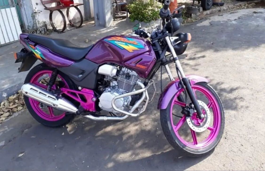 Reforma da CBX 200 Strada 